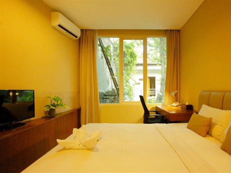 W Home Cipete Jakarta Ngoại thất bức ảnh