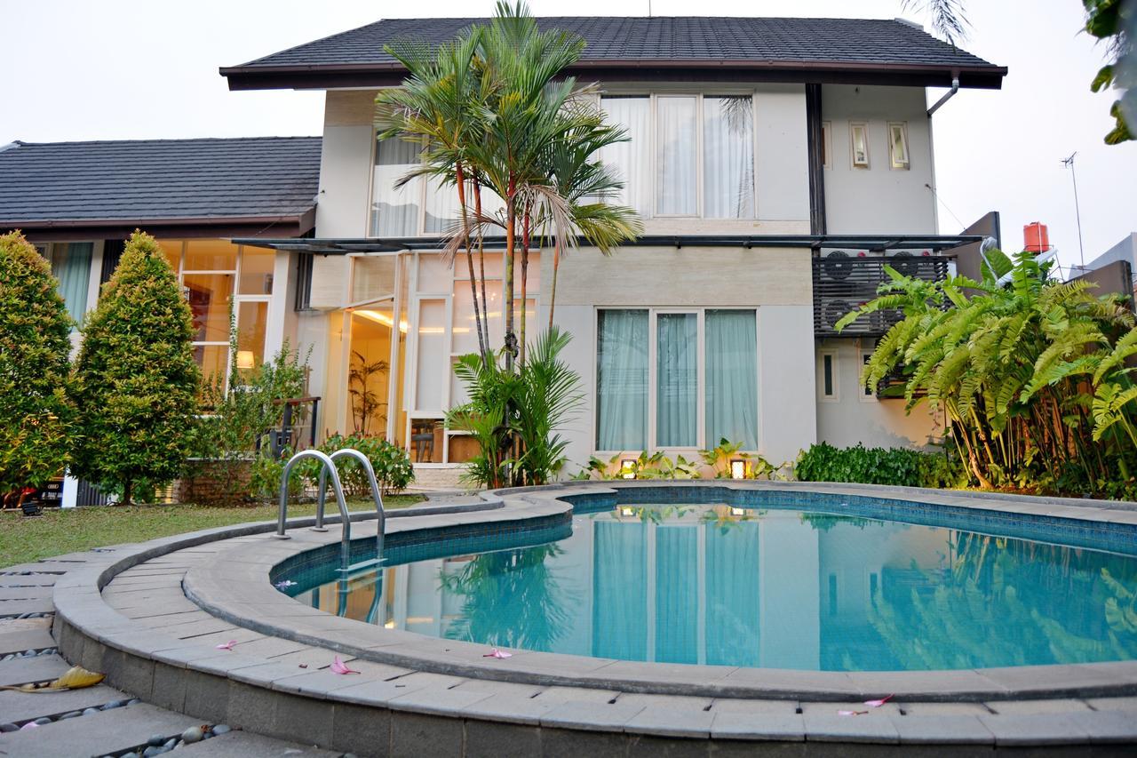 W Home Cipete Jakarta Ngoại thất bức ảnh